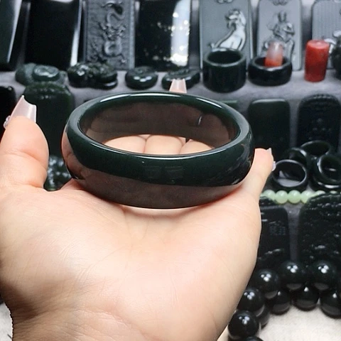 和田玉未镶嵌手串