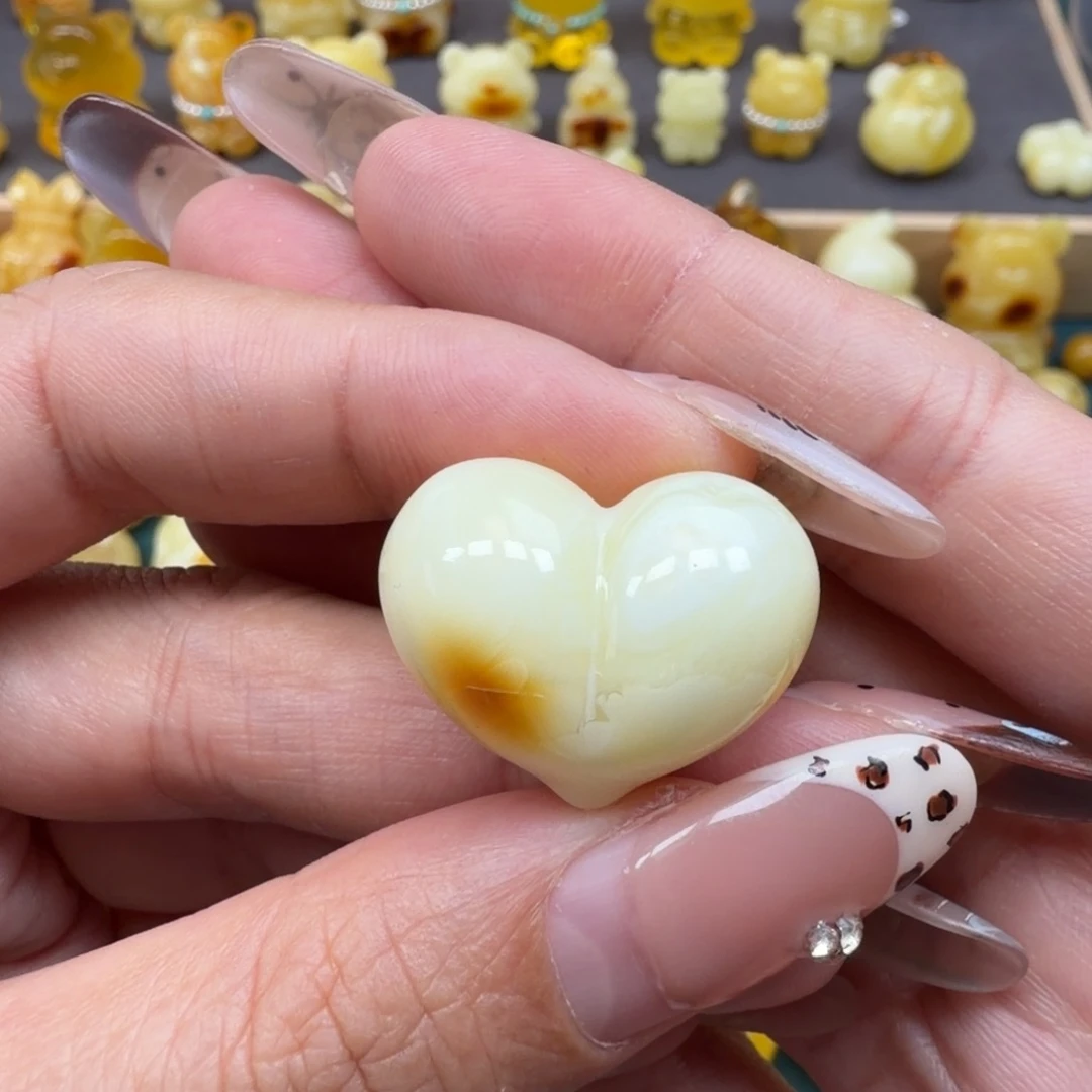 琥珀未镶嵌裸石蜜蜡