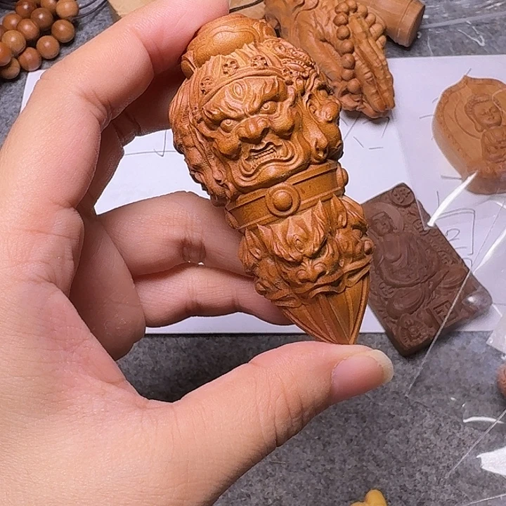 檀香木手串/手链老山檀香雕刻大杵杵把件