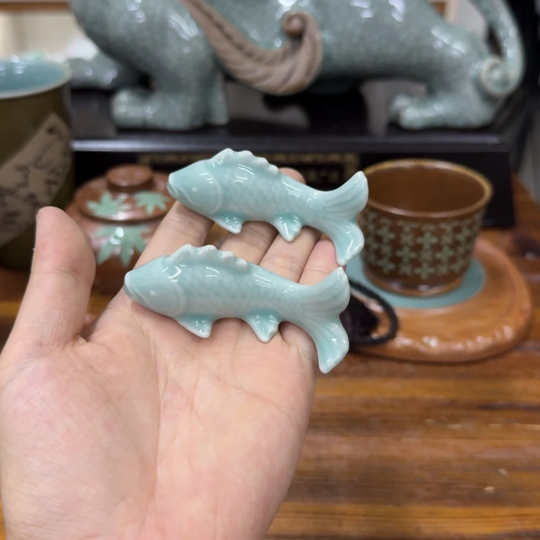 龙泉青瓷茶具微瑕1318