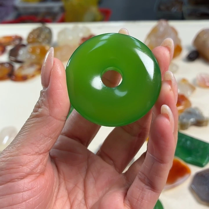 玛瑙/玉髓未镶嵌吊坠(不含链)