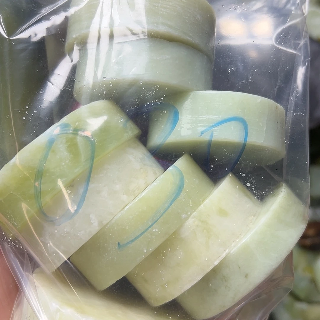 A***五蛇纹石玉未镶嵌鱼缸石 盆景石