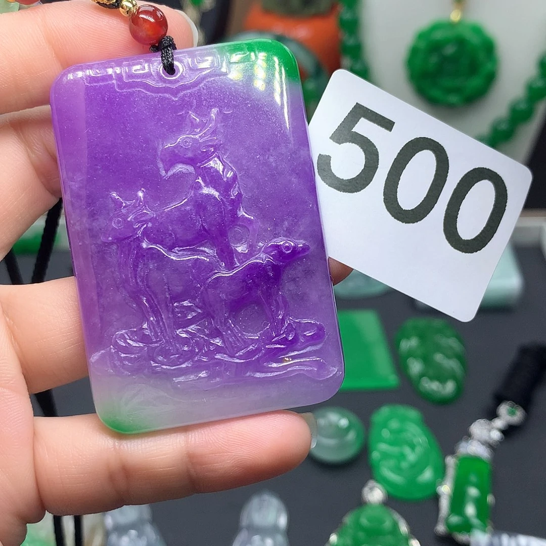 翡翠颈饰未镶嵌翡翠