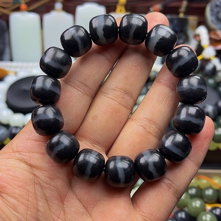 未镶嵌手串和田玉