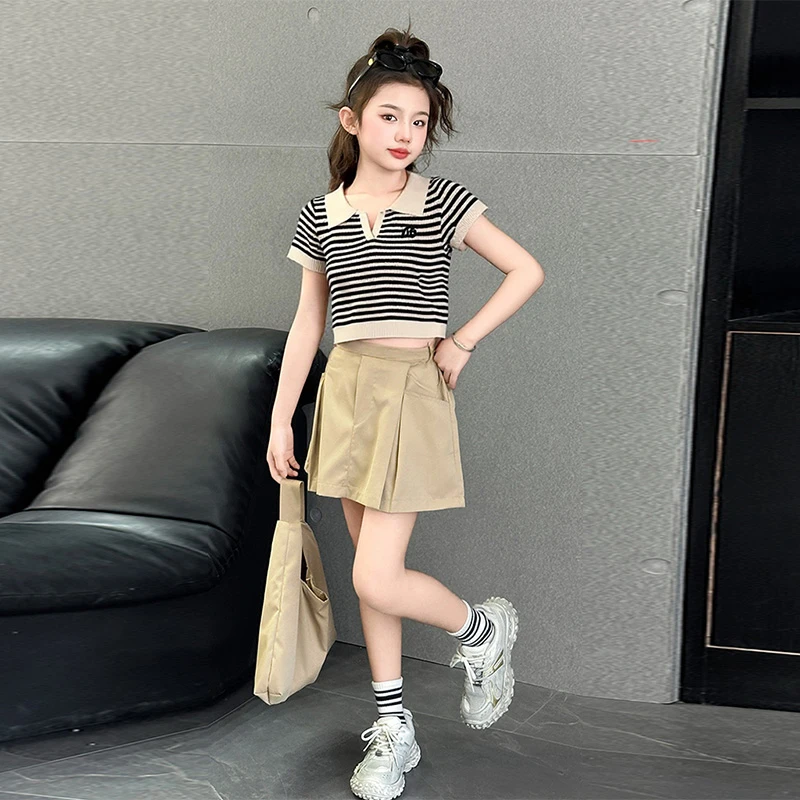 女童夏季套装2025新款儿童薄款条纹冰丝毛衣女大童短裙裤两件套潮