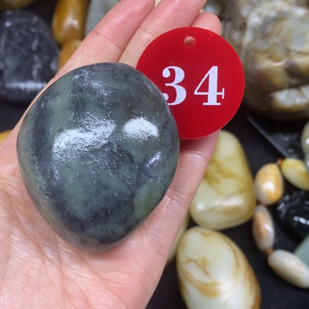 未镶嵌和田玉（糖玉）挂件