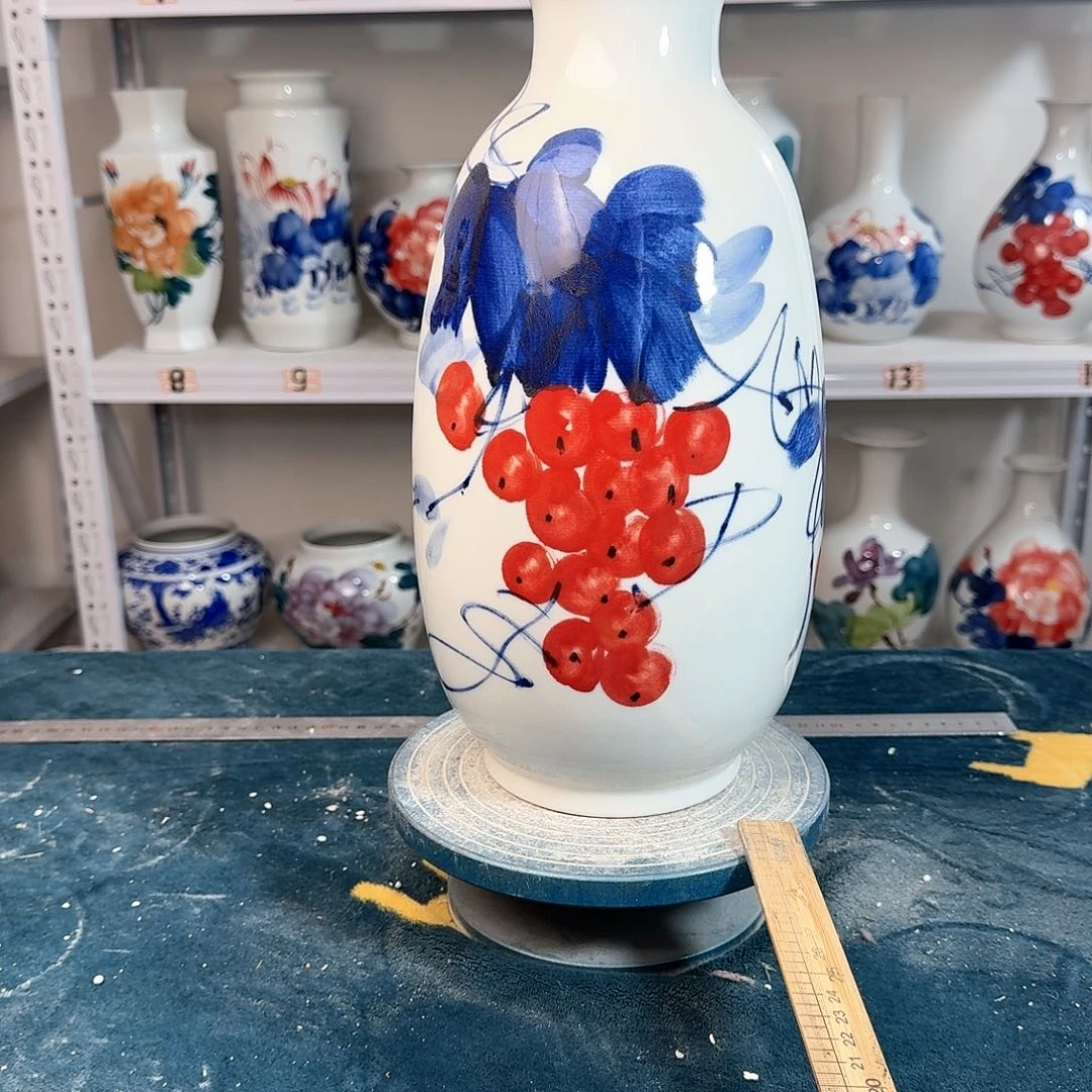 摆件景德镇陶瓷冬红葡