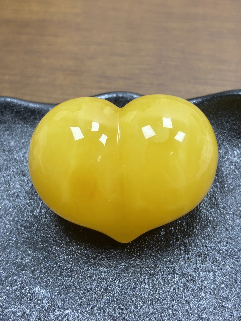 蜜蜡焦皮料浓蜡妖花爱心