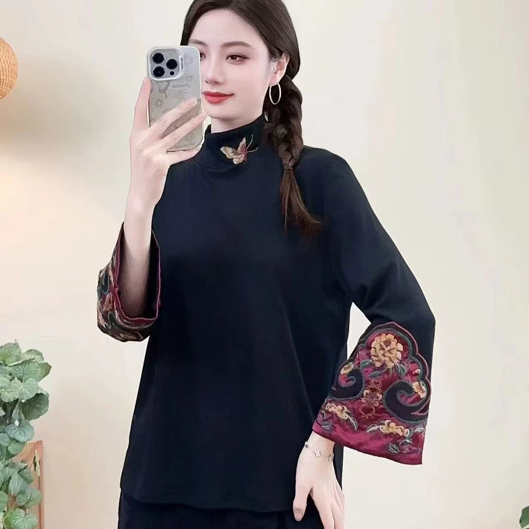 秋冬新款半高领宽松版长袖民族风刺绣加绒打底衫