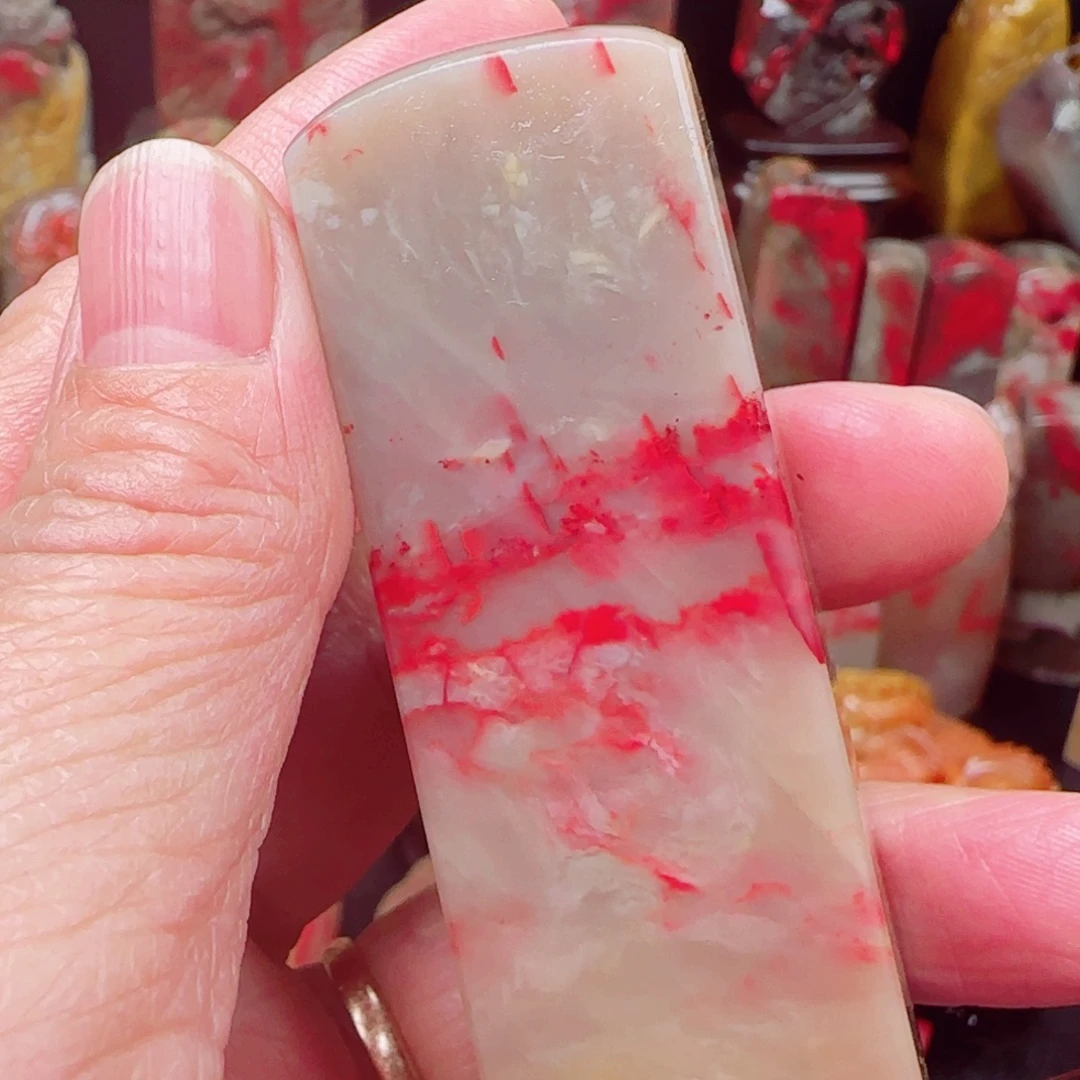 昌化石昌化鸡血石