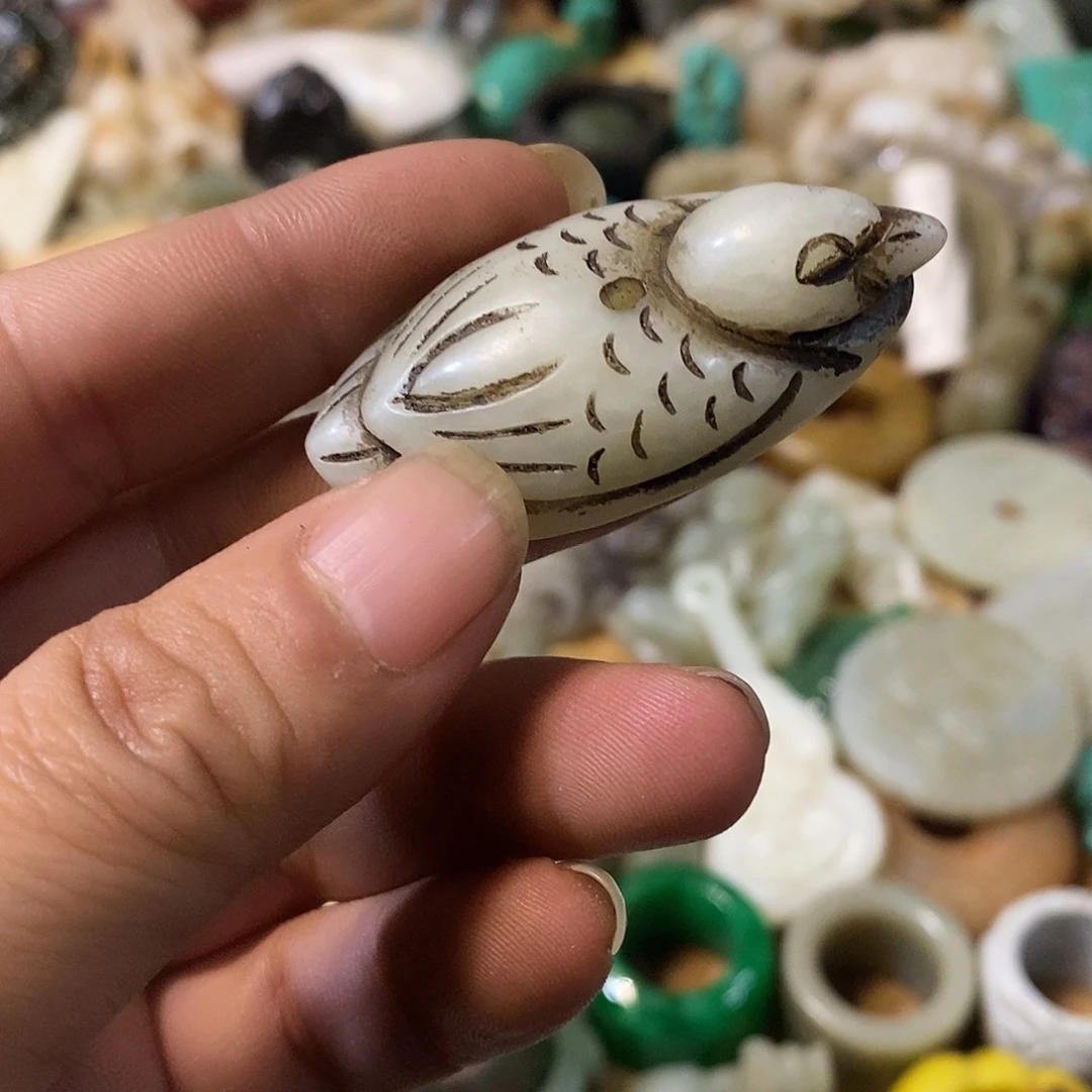 和田玉（糖玉）未镶嵌挂件