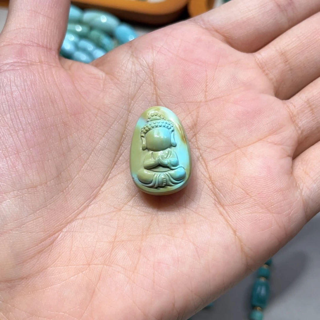 绿松石未镶嵌雕刻件