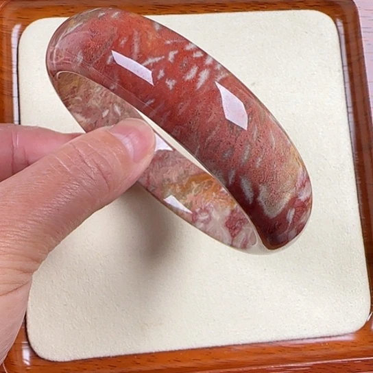 硅化玉手镯未镶嵌56圈口