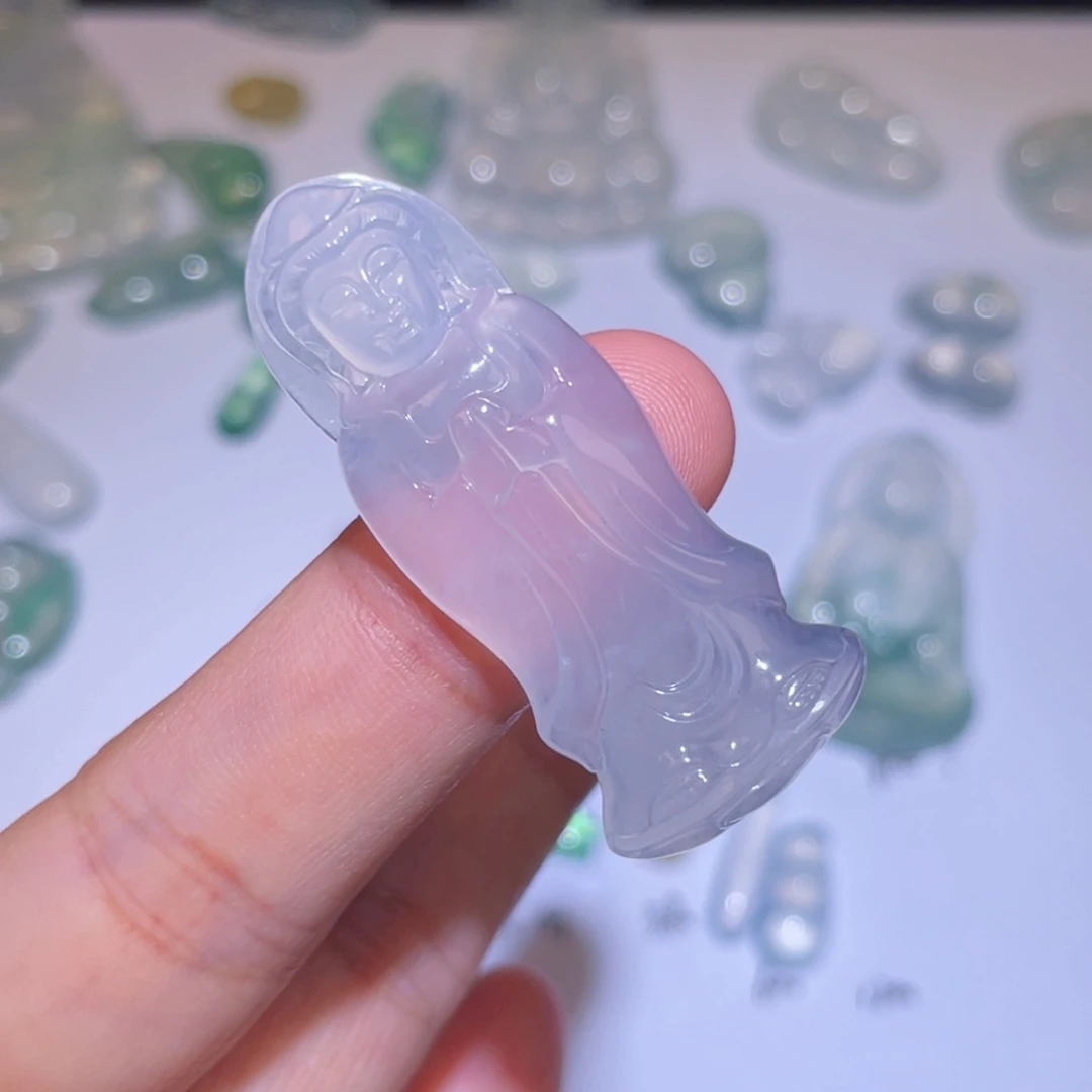 翡翠未镶嵌颈饰裸石