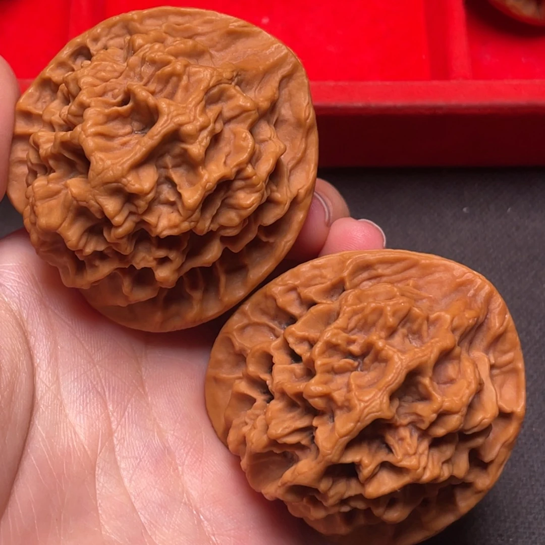 文玩核桃吊坠秦岭野生核桃