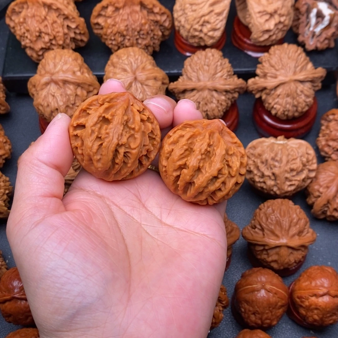 把件文玩核桃九龙粗筋