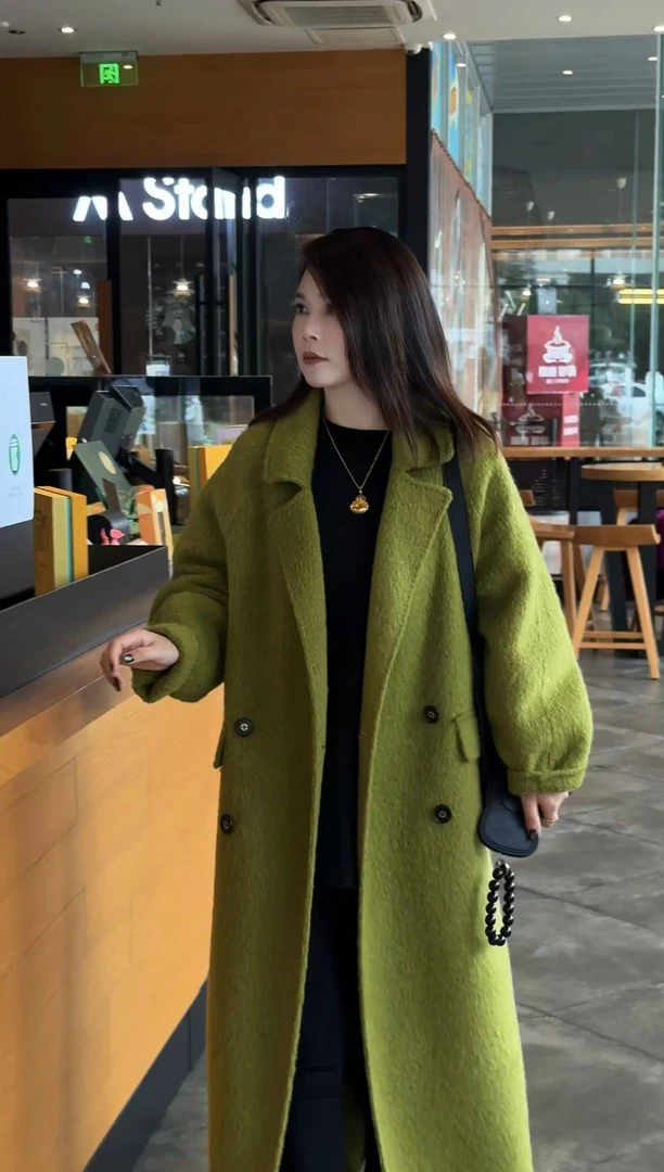 【霜草初雪】苏力绒绿色冬季翻领宽松长款百搭时尚秋季毛呢外套