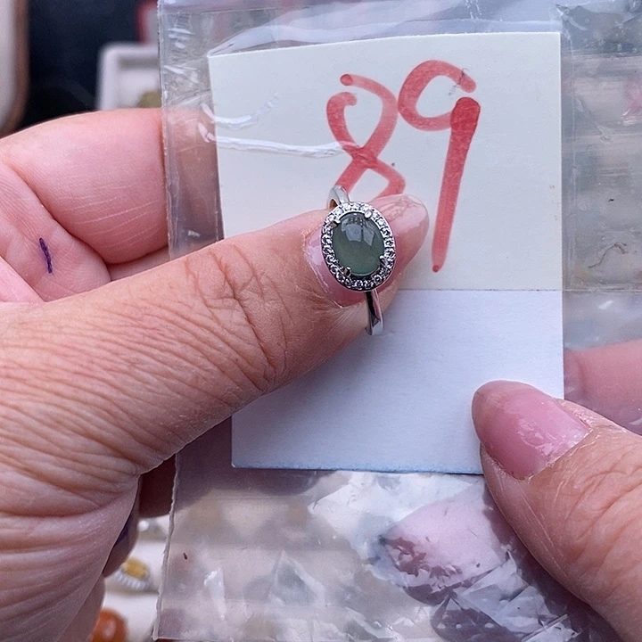 未镶嵌戒指翡翠缅甸