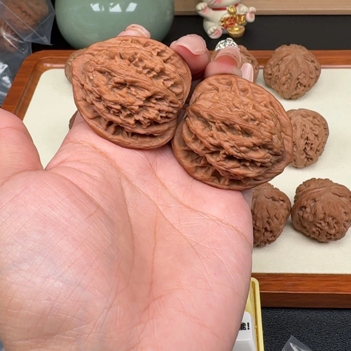 黨***瘦文玩核桃把件虎头40