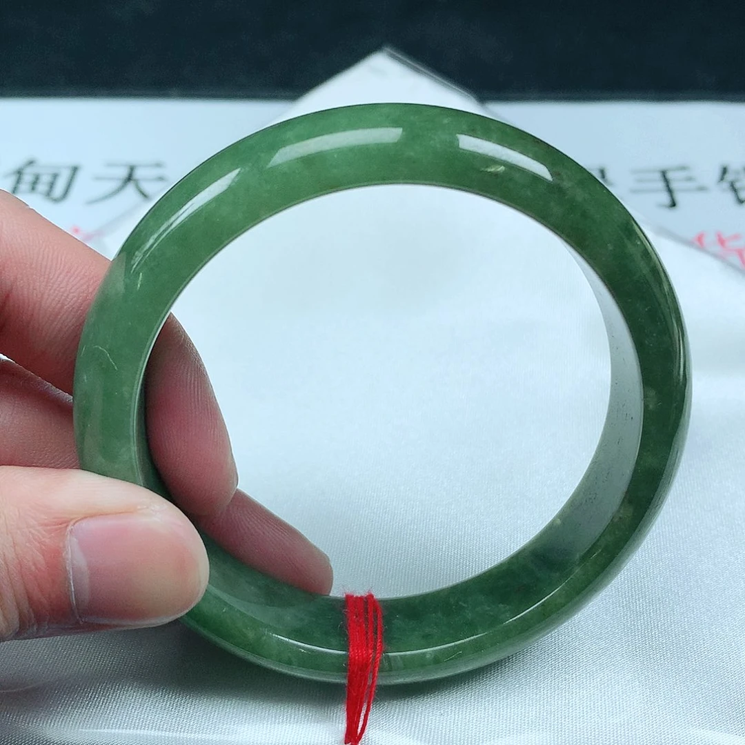 翡翠手镯未镶嵌圈58