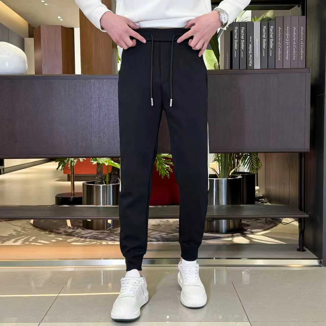 修身型长裤秋冬季百搭中弹简约风休闲裤时尚束脚加绒男士卫裤