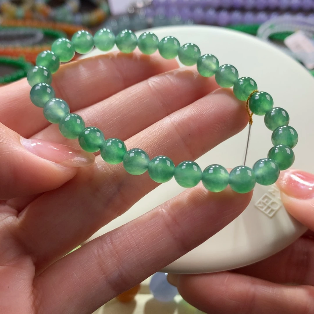 翡翠手链未镶嵌冰胶湖水绿卡6.3