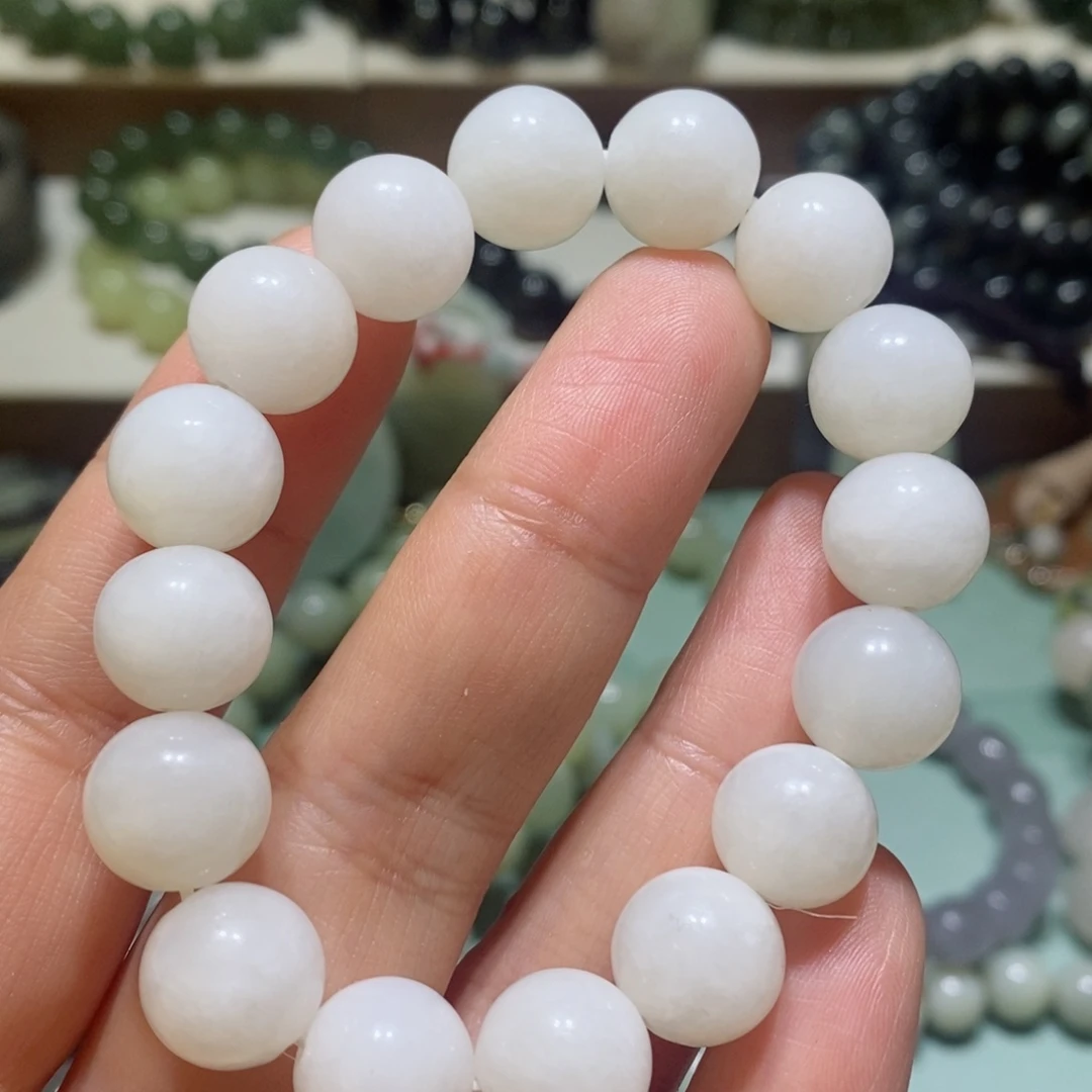 和田玉手链未镶嵌