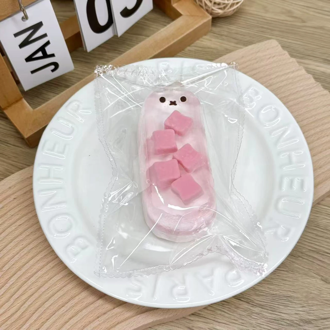 【粉色透明果冻米菲长条】硅胶捏捏乐解压玩具