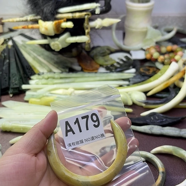 蛇纹石玉合金发饰小***啊