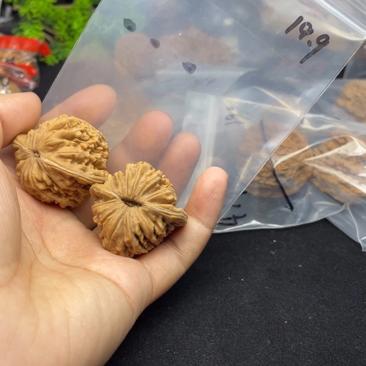 文玩核桃把件.****.四座楼