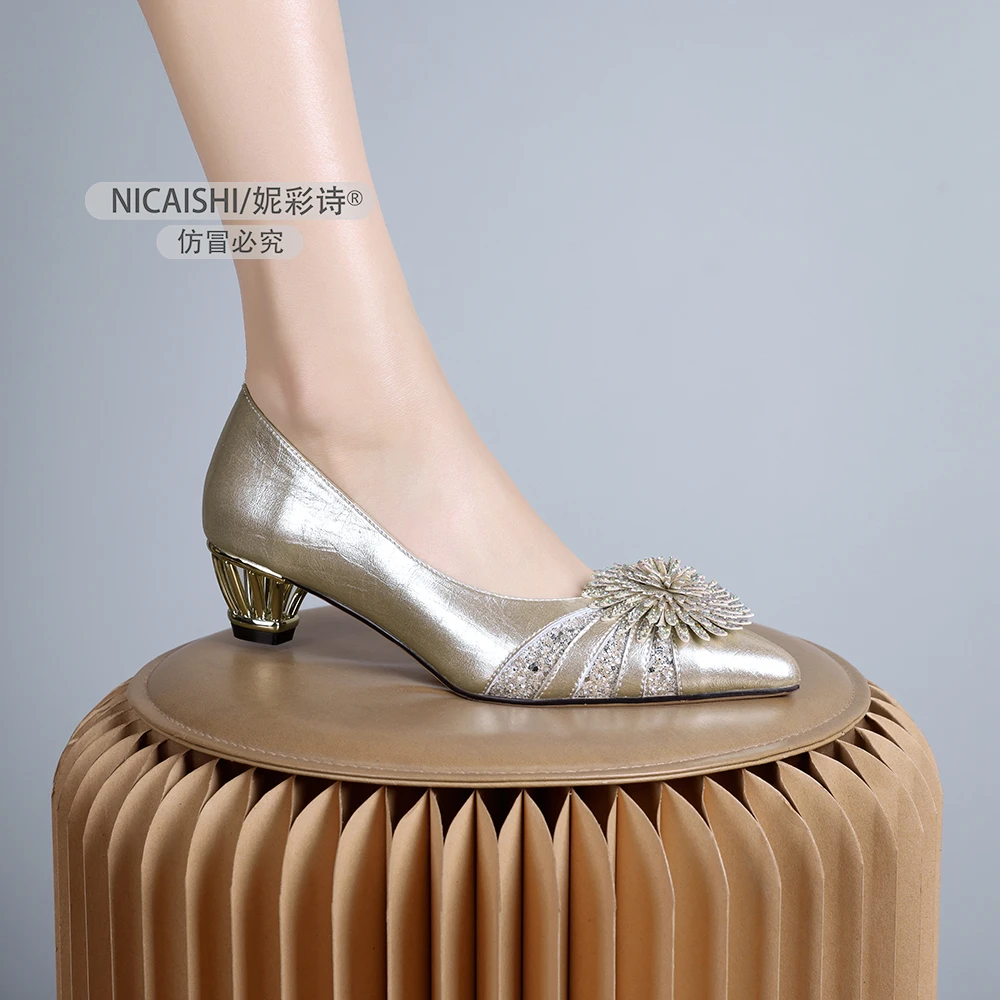 2025年新款法式配裙子高级感优雅单鞋气质一脚蹬瓢鞋浅口百搭1045