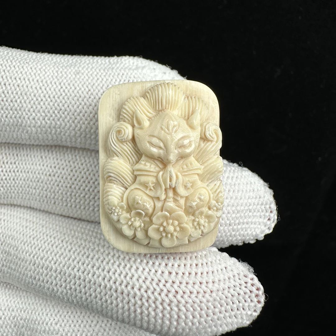 H2176天然猛犸牙 雕刻九尾狐牌19*27*11mm支持鉴定 假一罚四