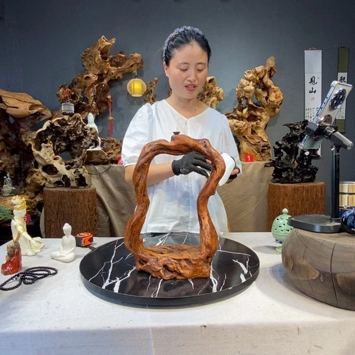 梁***地木草木堂根艺摆件008