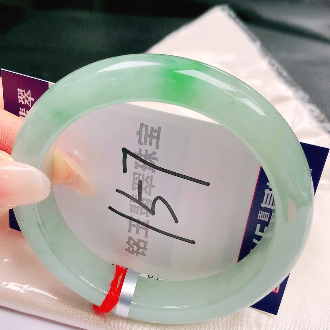 翡翠未镶嵌手镯缅甸天然a货翡翠手镯