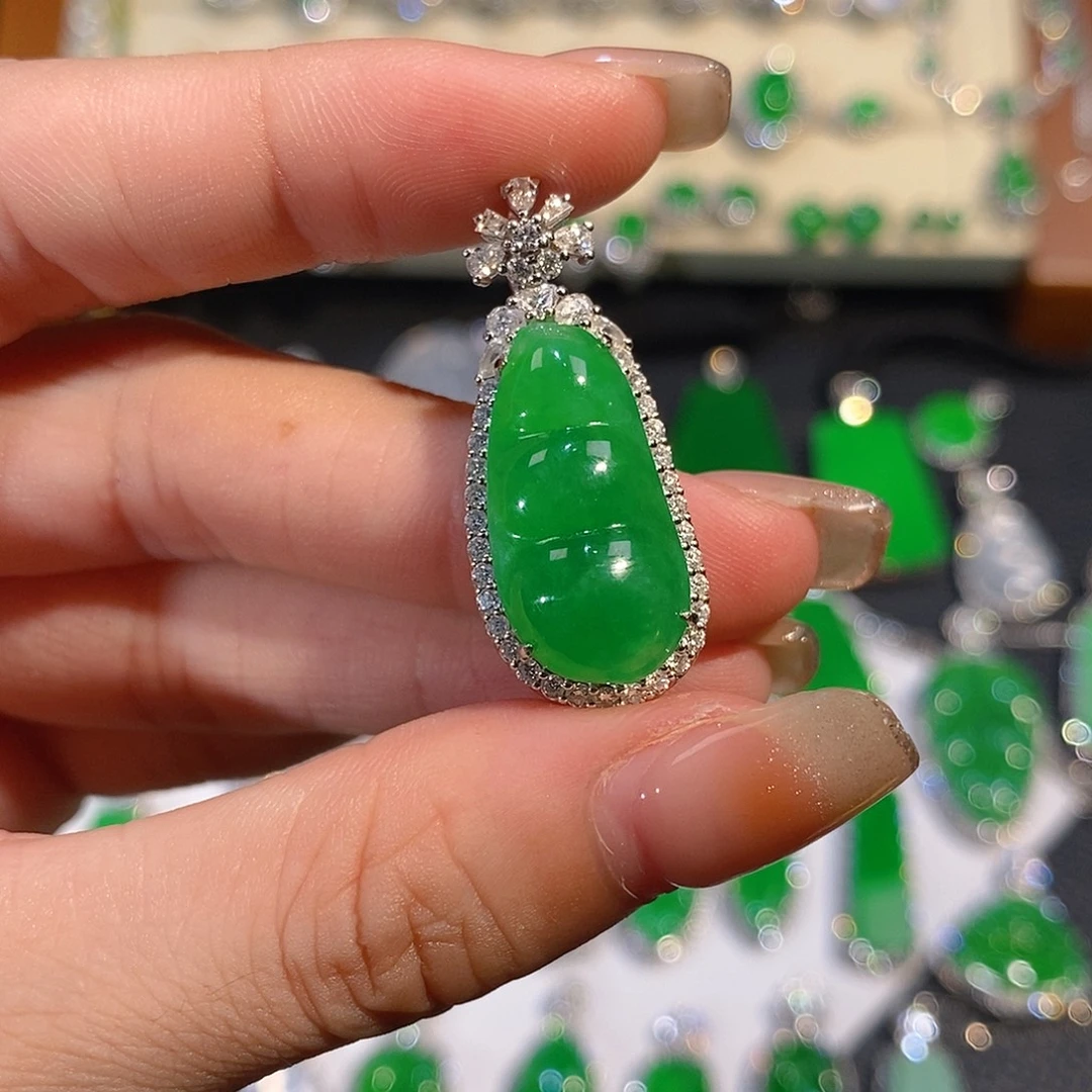 翡翠18K金镶嵌吊坠(不含链)