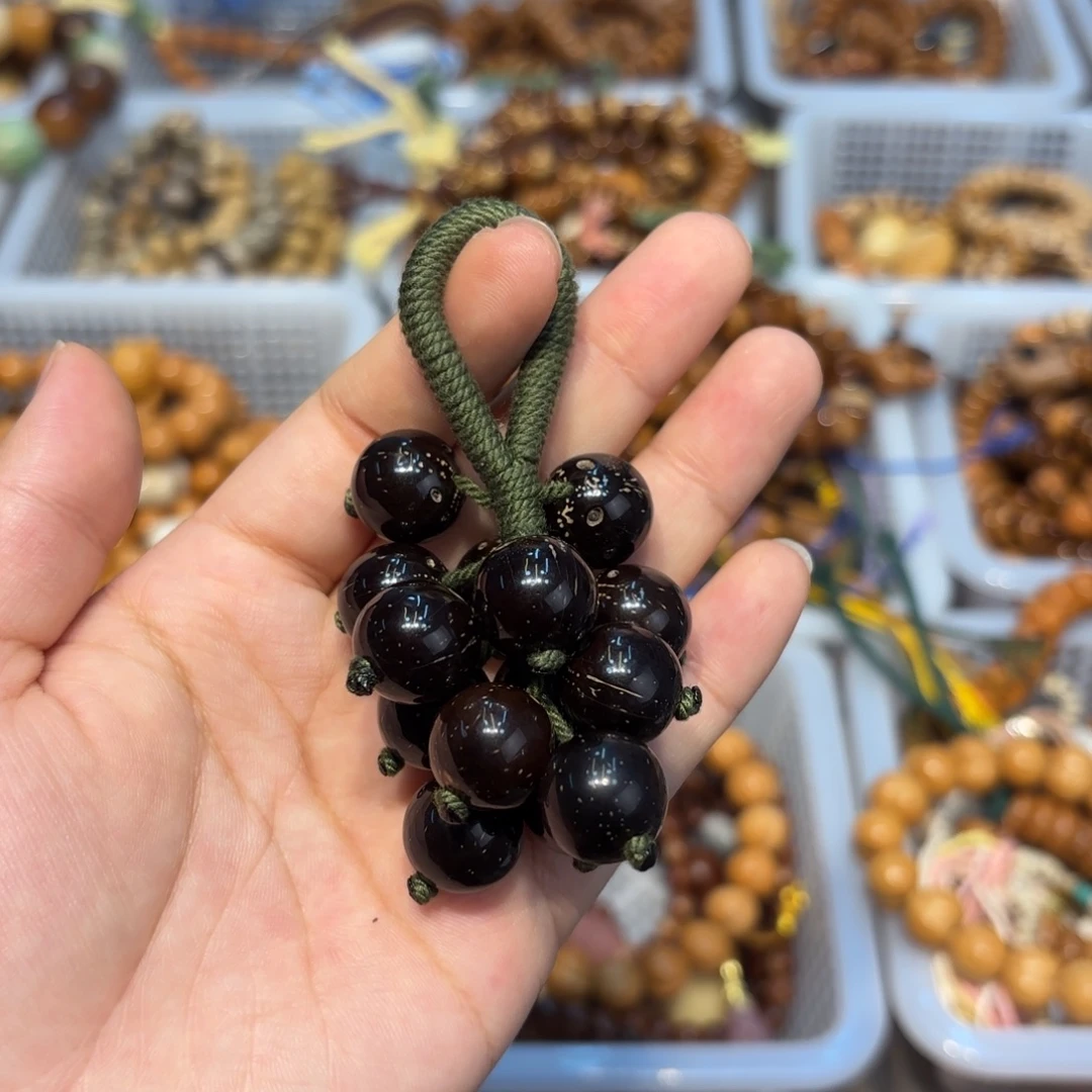 吊坠白玉菩提葡萄串