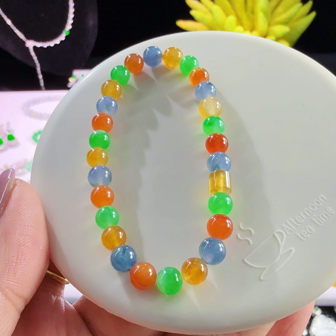 颈饰未镶嵌翡翠裸石