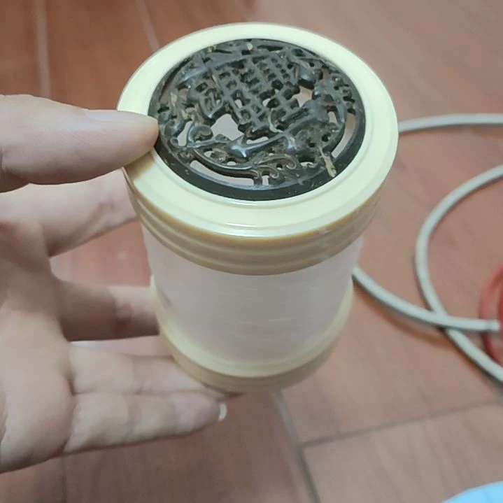 宣字款65蝈蝈罐一个