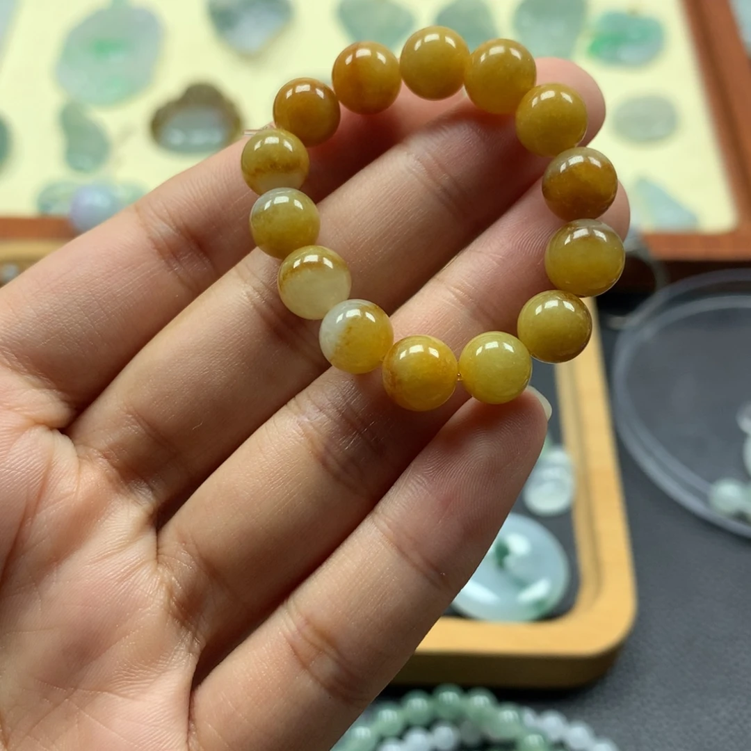 颈饰未镶嵌翡翠手串