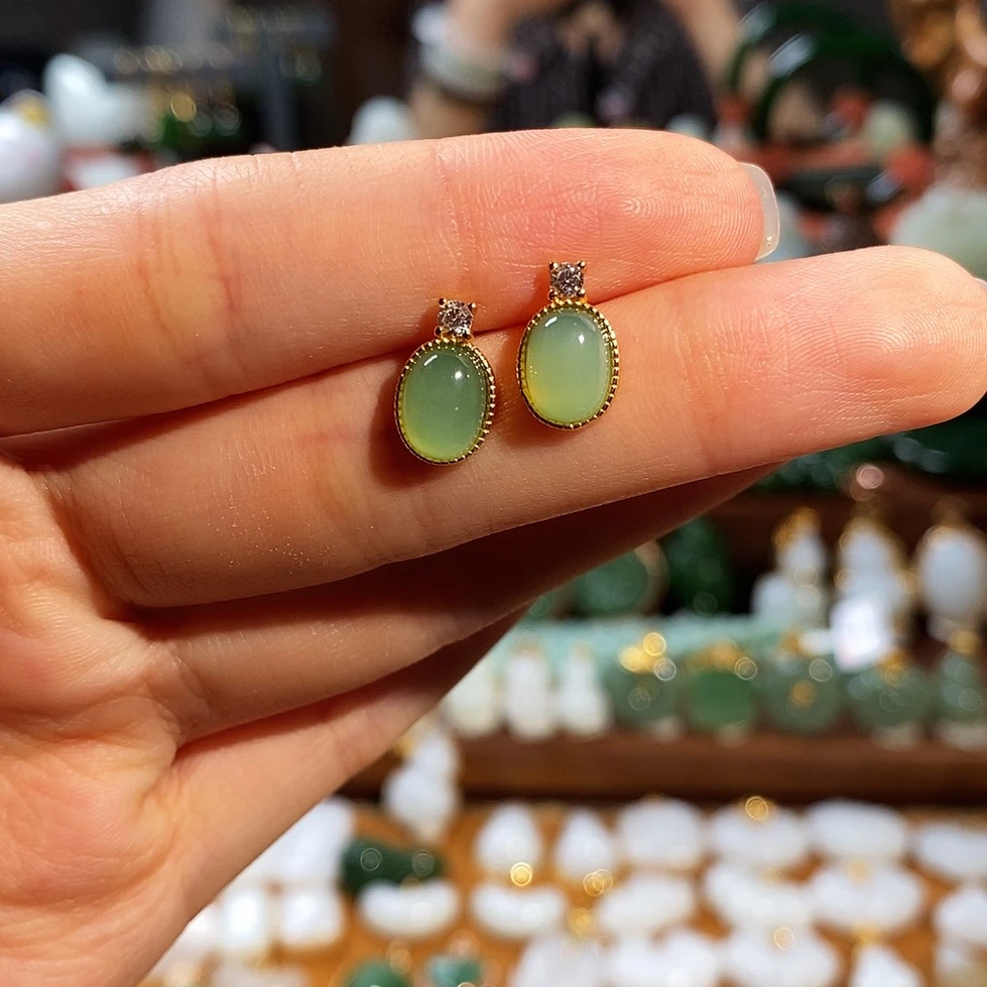 和田玉（碧玉）银S925镶嵌耳钉