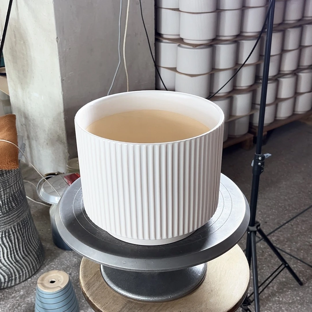 陶瓷口径20-16。亚白