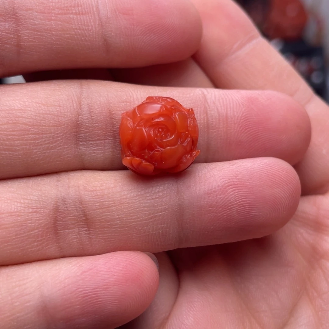 【闪购商品】未镶嵌通孔牡丹花南红玛瑙