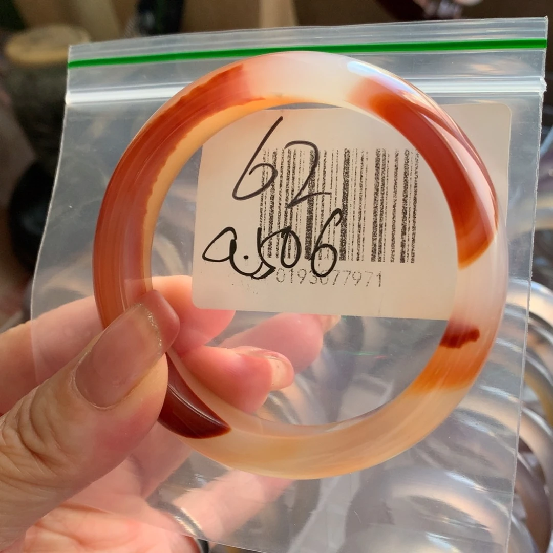 手镯玛瑙/玉髓未镶嵌62