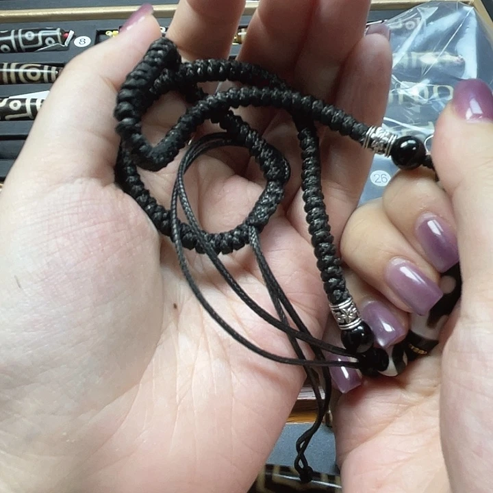 玛瑙/玉髓颈饰未镶嵌二***…