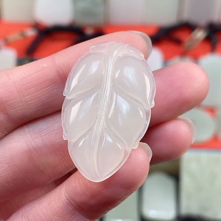 【闪购商品】颈饰未镶嵌和田玉