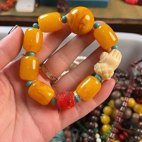 琥珀未镶嵌手链以图片图片为主