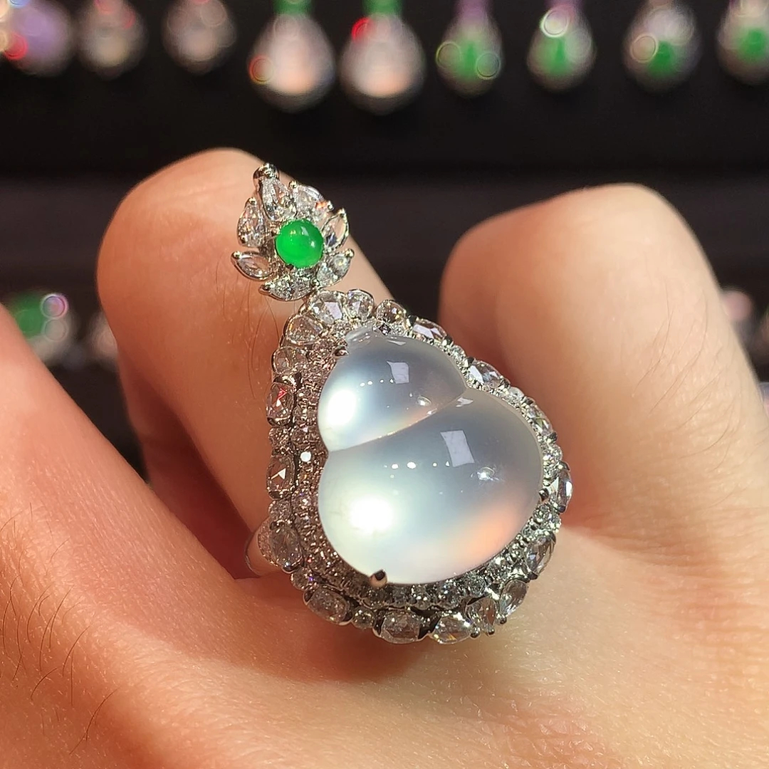 翡翠18K金镶嵌戒指玻璃种起钢葫芦戒指吊坠两用款