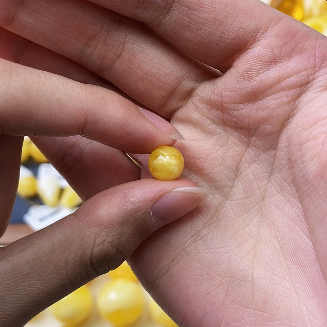 蜜蜡未镶嵌珠宝奇石雪**夕8.5mm黄白圆珠瑕疵福利