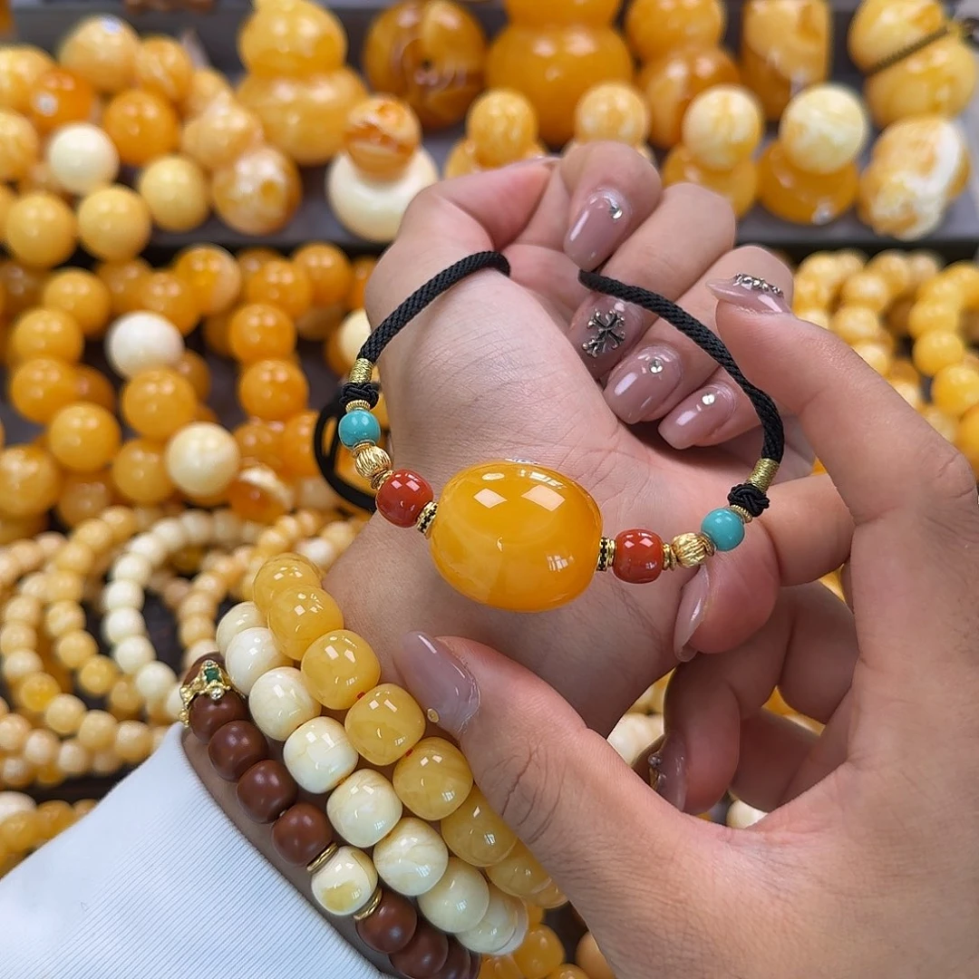 蜜蜡未镶嵌珠宝奇石