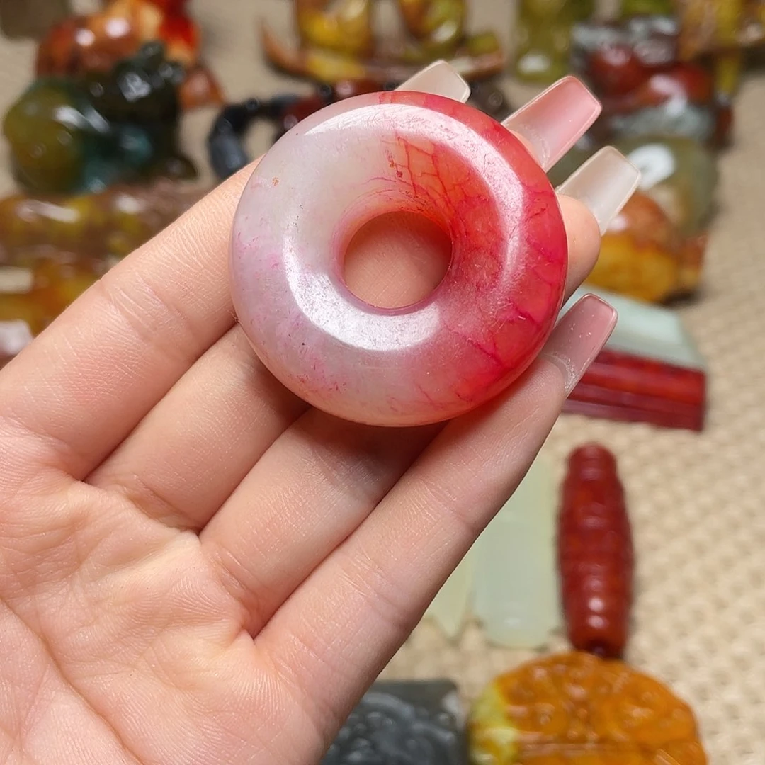 蛇纹石玉未镶嵌如图